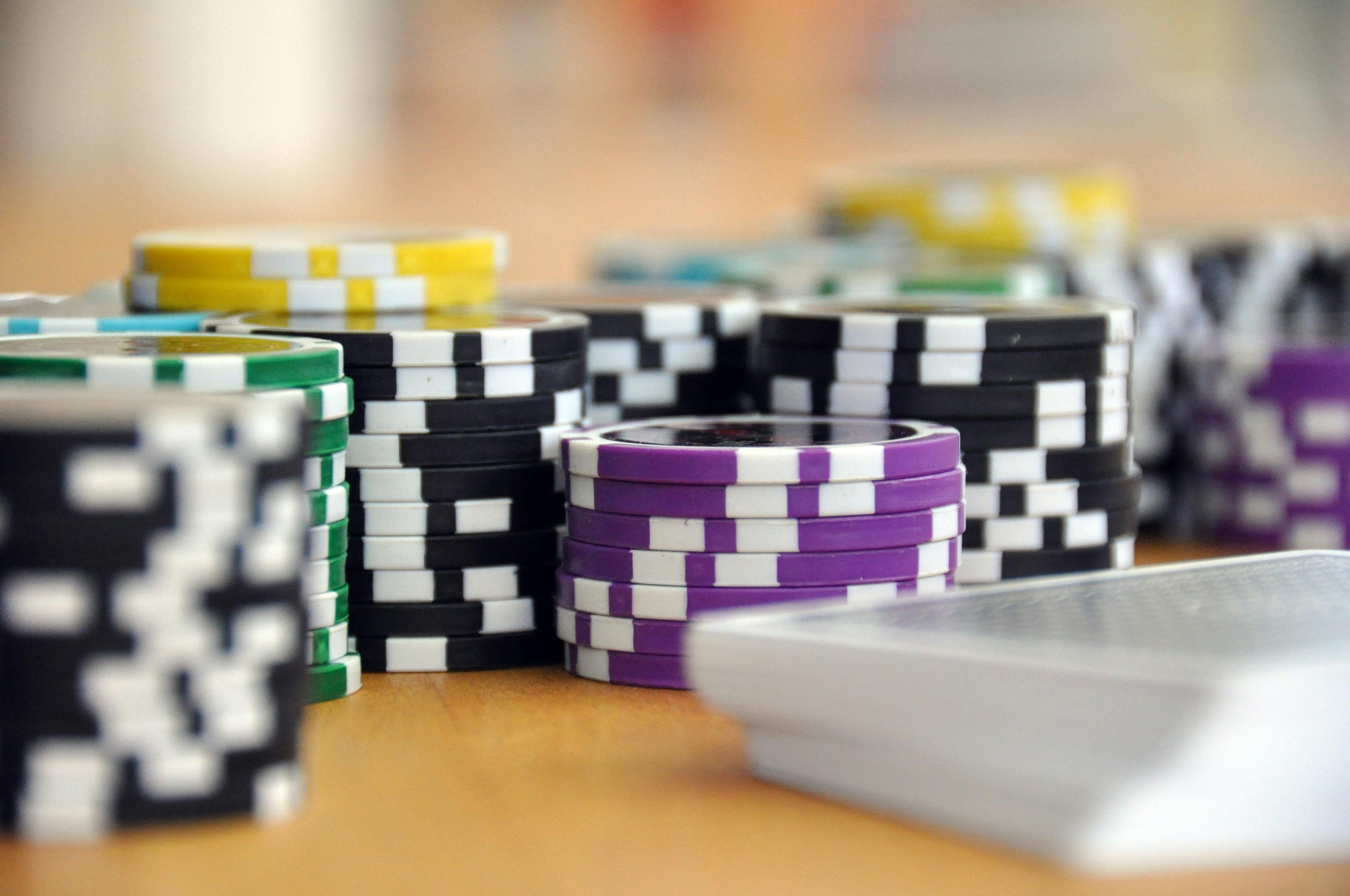 Pemeriksaan akun sebelum deposit